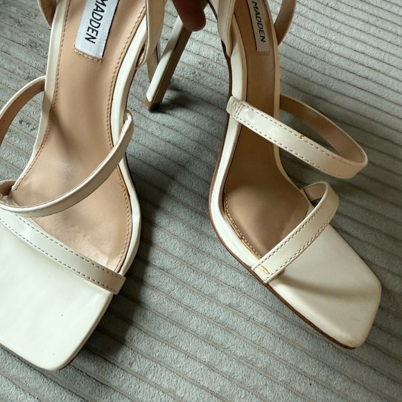 Steve Madden Women's White Strappy Heels - Picture 5 of 7